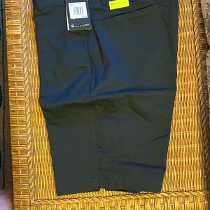 Nike M Golf shorts size 32